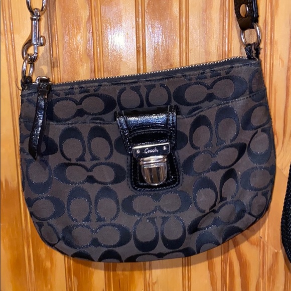 Purse - Picture 1 of 2